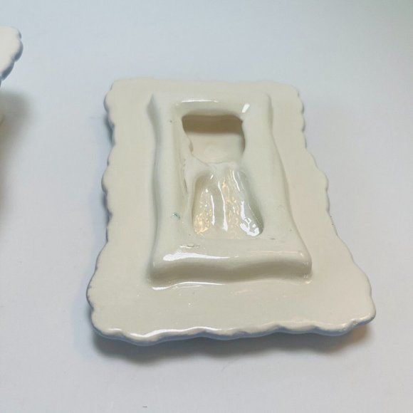 Gator Mold Co. Blue & White Rectangular Porcelain Trinket Box Lid Floral design - Picture 8 of 10